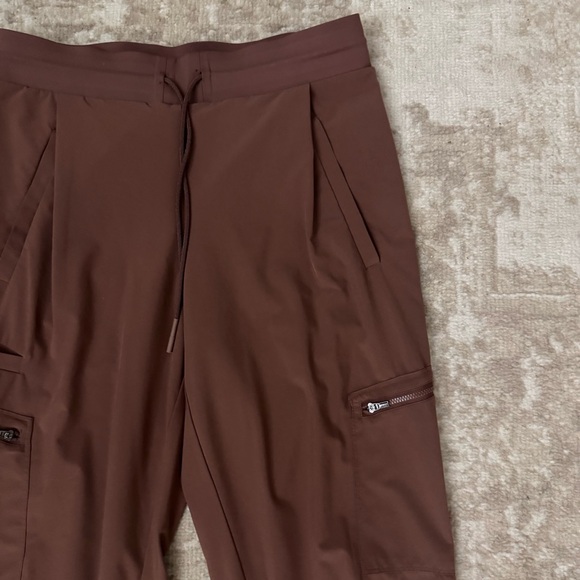 Athleta Venture Pant Size 6 in Hearth Rose - Picture 5 of 12